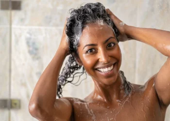 Natuurgeneesmiddelen: Ontdek het assortiment biologische en natuurlijke shampoo van Lookfantastic