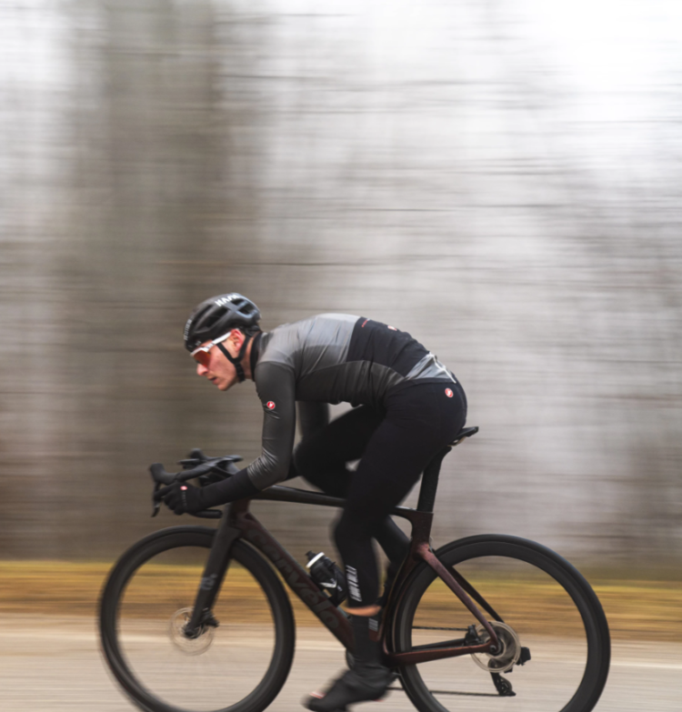 Elevate Your Ride: Premium Cycling Jackets at Sigma Sports