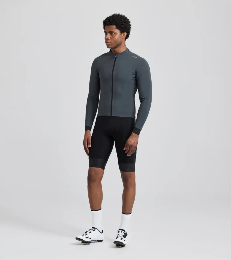 Stay Protected and Stylish: Men’s Cycling Jackets for Every Ride