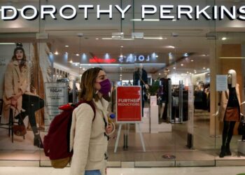 From Day to Night: Versatile Mini Dresses from Dorothy Perkins