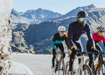 Gear Up and Ride On: Discover the Performance and Style of Le Col’s Men’s Cycling Jackets