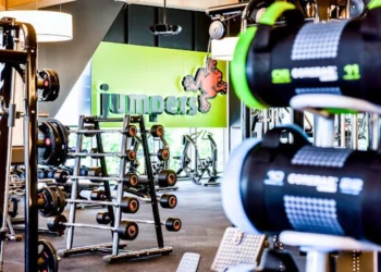Verwandeln Sie Ihre Fitness: Die Kraft des Ausdauertrainings bei Jumpers Fitness