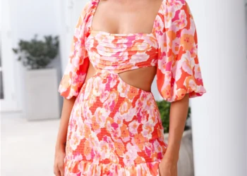 Fashion Fusion: Multi Dresses to Elevate Your Style