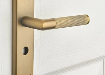 Stylish and Durable: Hiatt Hardware Bathroom Door Handles