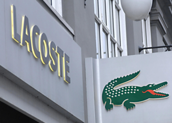 Eleganz und Erbe: Entdecken Sie die zeitlose Kollektion von Lacoste