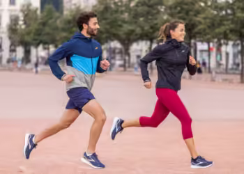Bequem und stilvoll bleiben: Laufbekleidung von Laufbar