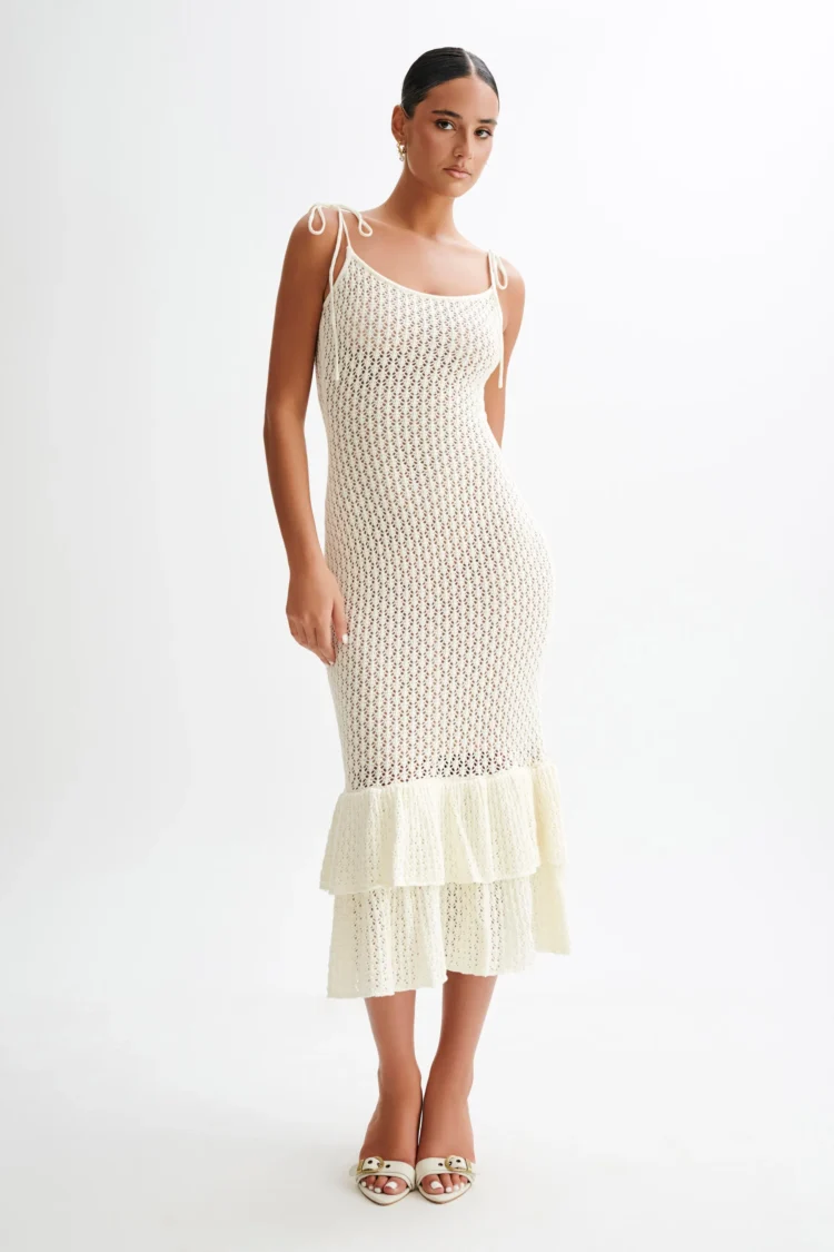 Elegant Evenings: Discover Meshki’s Stunning Dress Collection