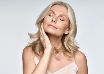 Revitalize Your Skin: Supreme CBD’s Anti-Aging Serums and Skincare Products