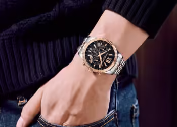 Timeless Elegance: Top Watch Picks at Secret Sales