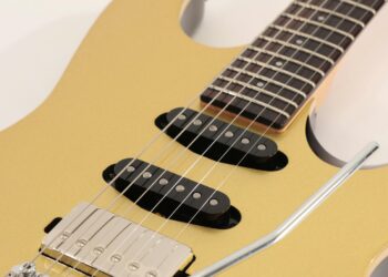 Andertons: A Benchmark in Quality Electric Guitars