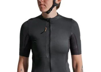 Ride in Comfort and Style: Sigma Sports Women’s Cycling Clothing