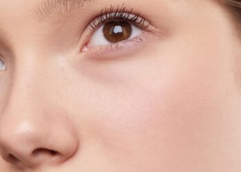 Clarins Hydra-Essentiel: il segreto per una pelle radiosa e sana