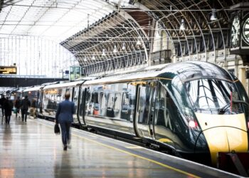The Benefits of Railcards: Why Every Frequent Traveler Should Have One