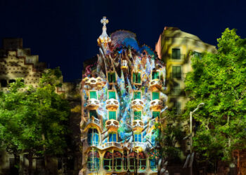 Venga a ver el encanto de la Casa Batlló ahora mismo