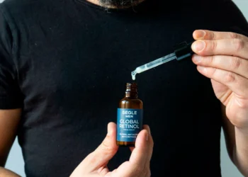 Transforma tu piel con la gama de cuidado avanzado para hombres de SEGLE