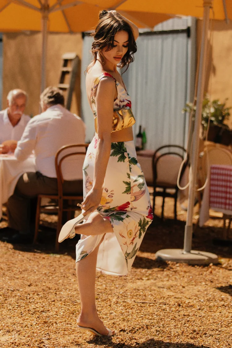 Elevate Your Style: Discover the Chic Collection of Meshki Skirts
