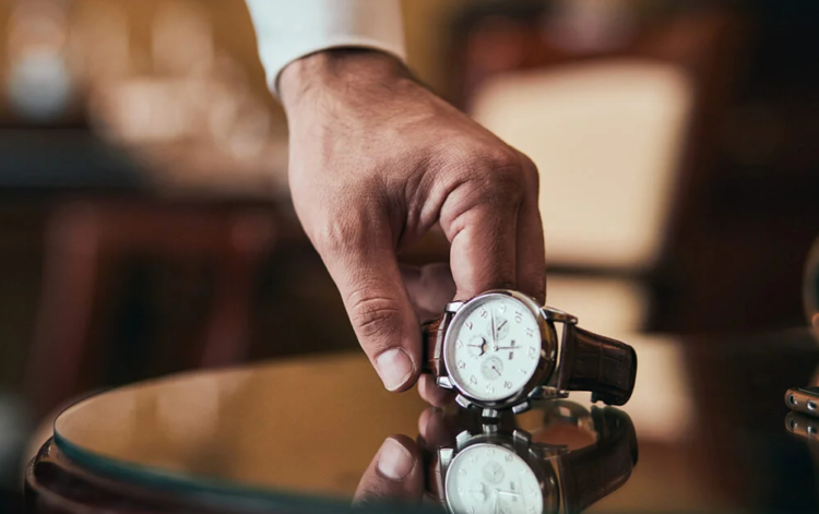 Timeless Elegance and Innovation: Must-Have Watches for Every Man’s Collection