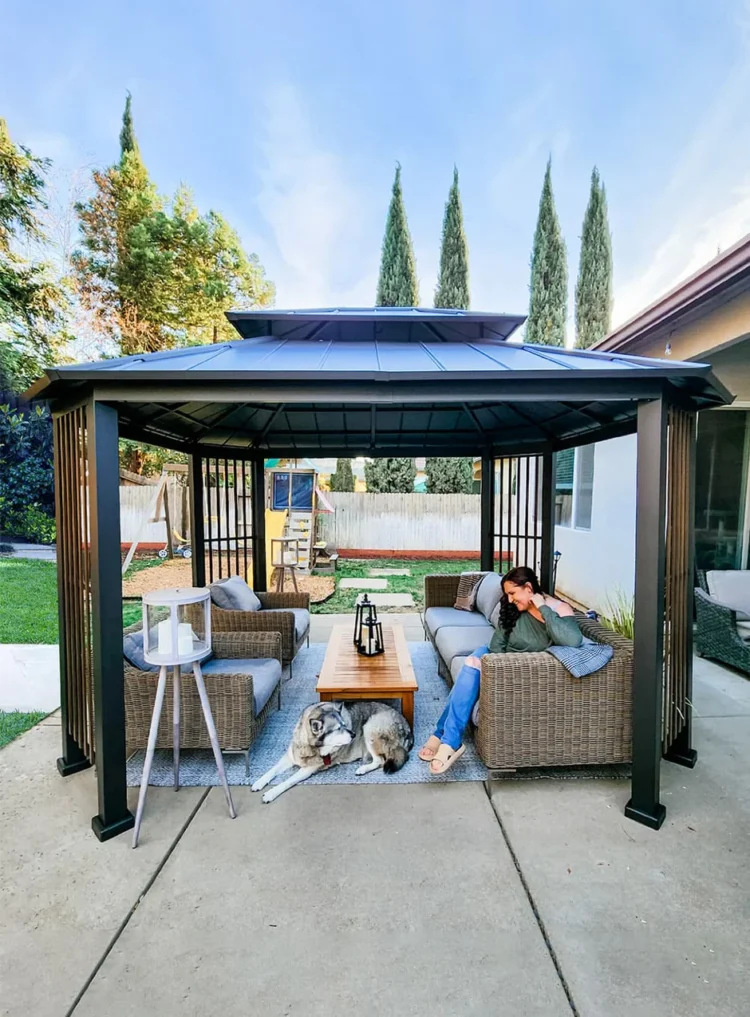 Sunjoy : Your Next Outdoor Upgrade is Here