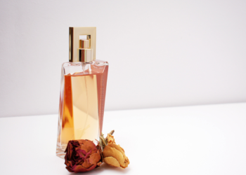 Elegancia en cada aroma: Un viaje a través de las mejores fragancias masculinas