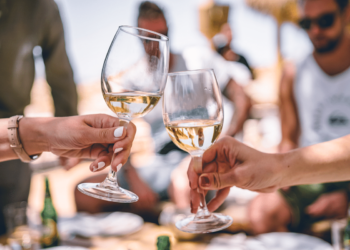 Experience Extraordinary: Get Your Cellar Rats Wine Now