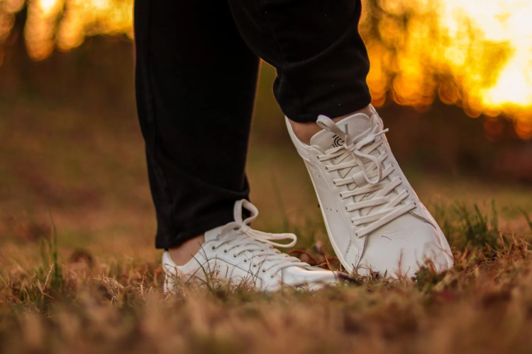 Treten Sie in Natürlichen Komfort: Entdecken Sie die Groundies Revolution der Herren Barfußschuhe