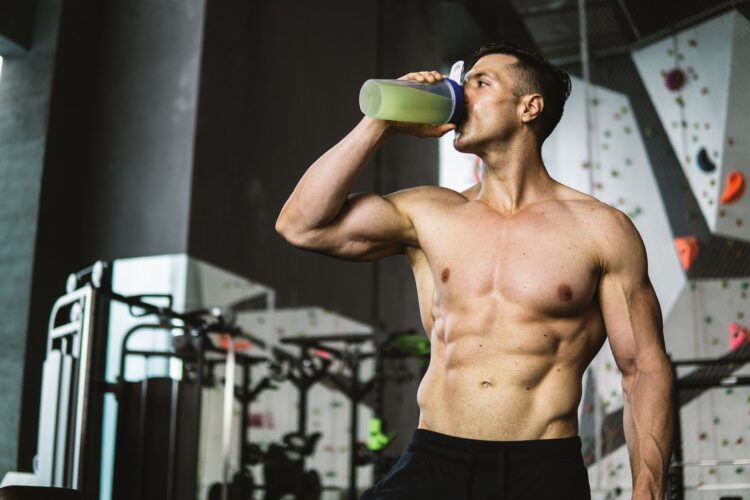 Maximisez vos résultats de fitness : Un guide complet des protéines de lactosérum sur Myprotein