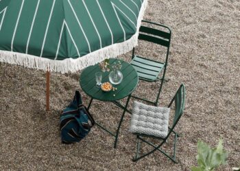 Verfris je interieur met de zomer uitverkoop van DEENS.NL