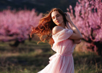 Discover ALOHAS Dresses: Where Modern Style Meets Sustainable Elegance