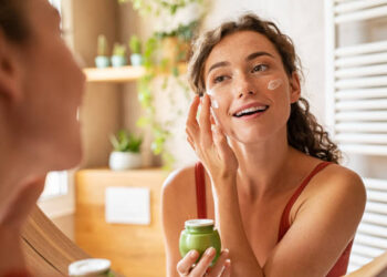 Unlock Your Best Skin: Top 5 Must-Have Skincare Products for Radiance and Clarity