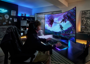 Elevate Your Experience with Samsung’s Ultimate Gaming and Commercial Displays