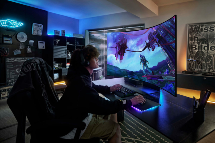 Elevate Your Experience with Samsung’s Ultimate Gaming and Commercial Displays