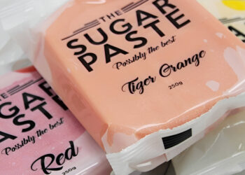 Sugar Paste: The Ultimate Choice for Smooth and Flawless Cake Decorating