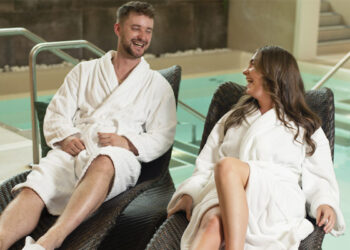 Luxurious Comfort Awaits: Discover Bathrobes at Richard Haworth