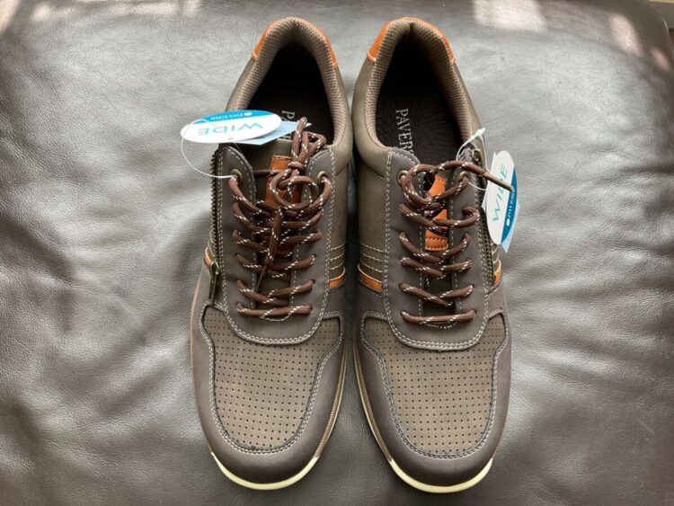 Elevate Your Style: Discover Men’s Lace-Up Shoes at Pavers