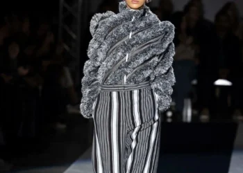 THE FASHION SQUARE: Where Your Fashion Passion Finds a Home