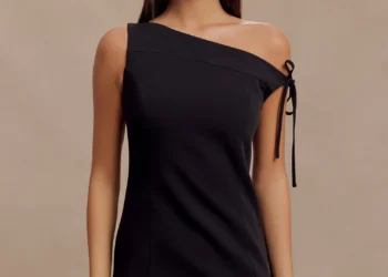 Discover the Ultimate in Modern Elegance: MESHKI Mini Dresses That Redefine Confidence and Style