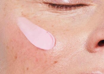 Ottenere una pelle sana e impeccabile con la collezione di trattamenti ad alte prestazioni di Clarins