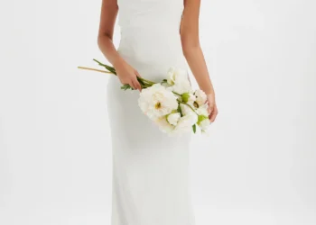 From Cocktail Parties to Galas: The Perfect Evening Dresses at Lavish Alice
