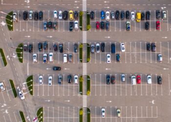 Parken-und-Fliegen: Parken und Hotels am Flughafen: Einfach und günstig