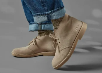 The Versatile Comfort of Clarks Men’s Shoes: A Step Above the Rest