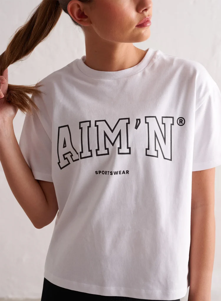 Unveiling AIM’N: The Intersection of Fashion and Function in Activewears