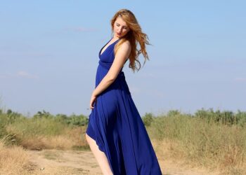 The Ultimate Guide to Slip Dresses: Discover Your Perfect Fit at Hello Molly