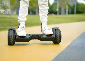 Exploring the Future of Personal Transportation: The iHoverboard Revolution