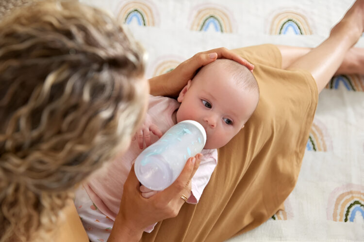 Innovative Baby Bottles That Make Feeding Easier and More Comfortable