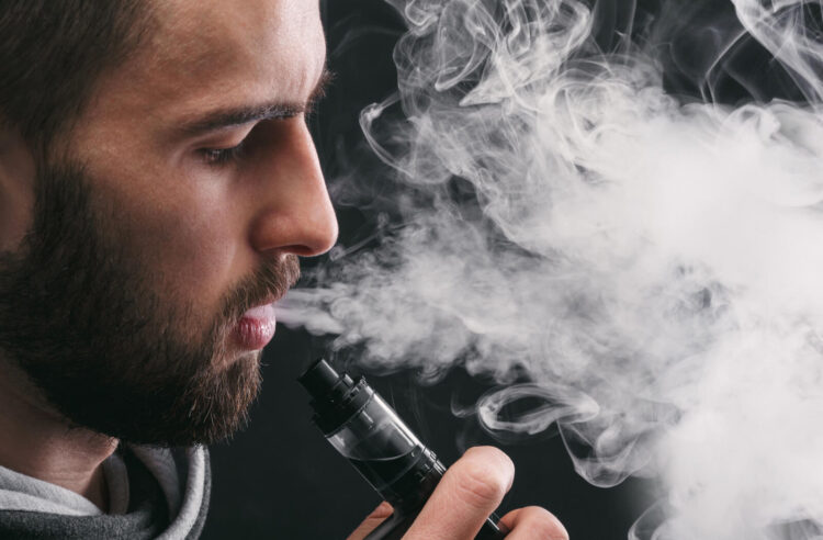 Elevate Your Vaping Experience with LiQuid’s Premium Refillable Vape Kits