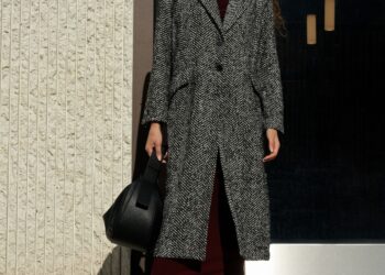 Stay Stylish This Winter: Discover the Best of French Connection Women’s Outerwear