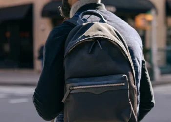 Découvrez la dernière collection de sacs pour hommes chez Pull&Bear