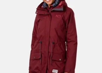Bleiben Sie warm und stilvoll: Entdecken Sie die Jacken-Kollektion von Outnorth