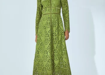 Your Holiday Glam Awaits: Black Friday Deals on LK Bennett Dresses