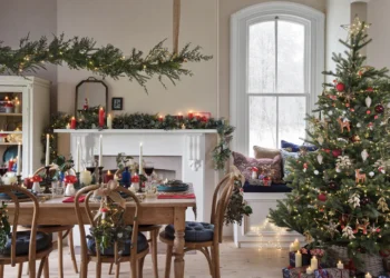 Transform Your Home This Christmas with Lights4fun’s Stunning Decorations